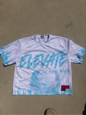 Elevate Graphic Mesh blue flame tee Size L